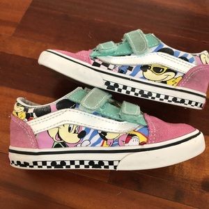 Disney toddler vans